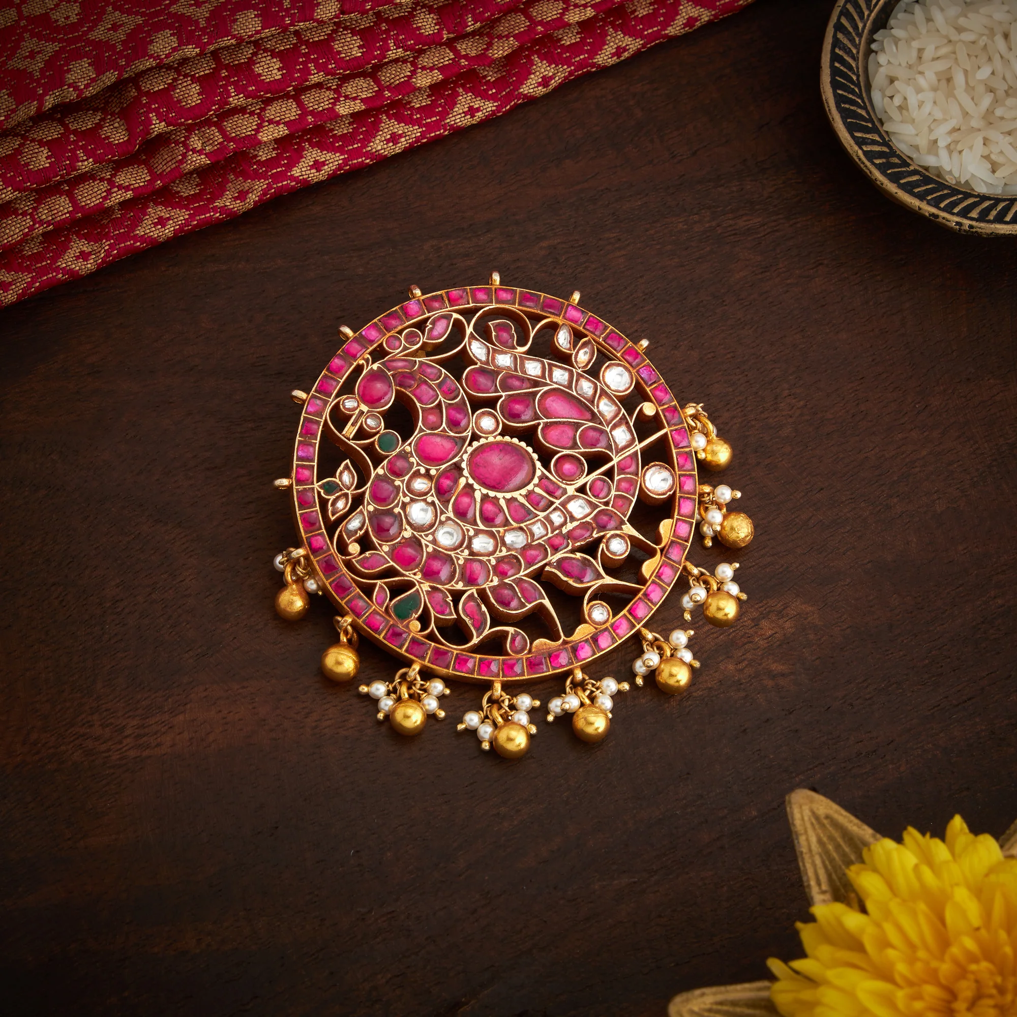 TOP 30 PENDANTS